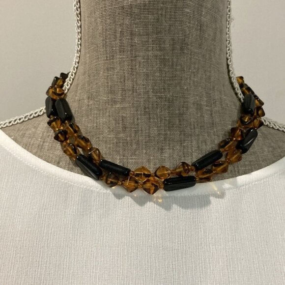 Black and Brown iridescent beaded Necklace - Picture 3 of 9